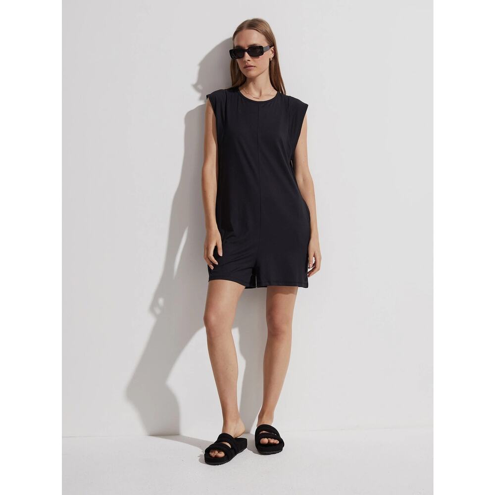 Varley Milling Playsuit Black NWOT Sleeveless Size Large Romper Casual Stretch - Picture 2 of 9